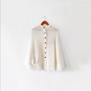 vintage ivory crochet knitted poncho with fringe